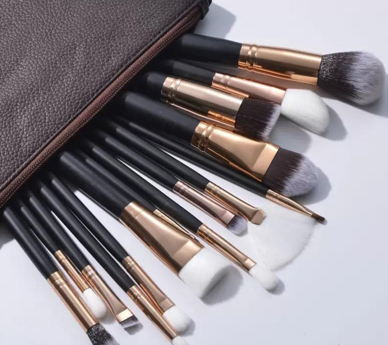 Personalized makeup bag + 16 pc Brush Set