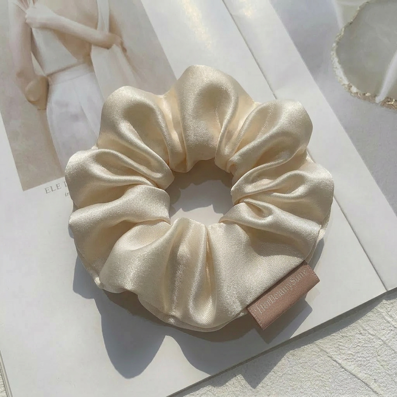 Mulberry Silk Scrunchie hair Tie Luxury Gift Box Set cream  off white