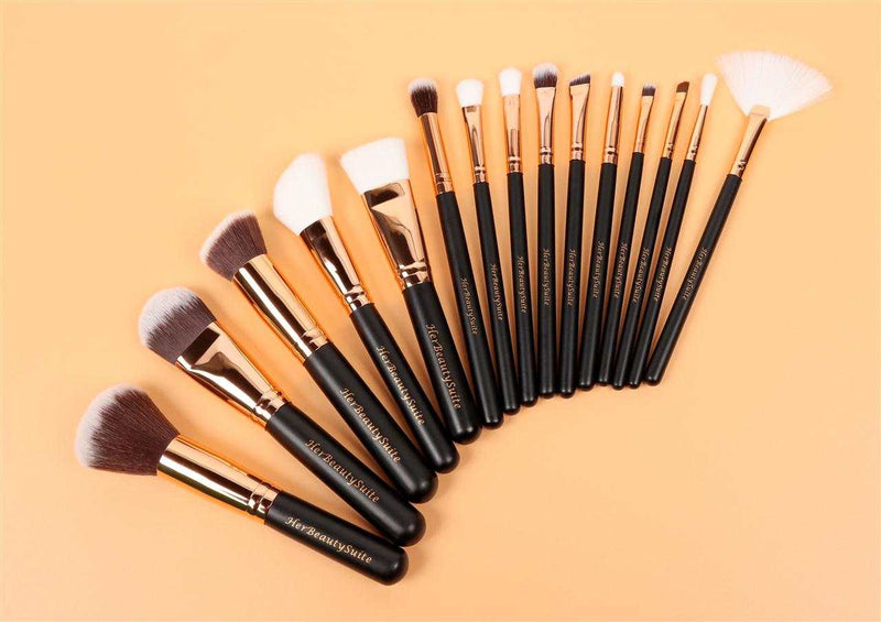 Personalized makeup bag + 16 pc Brush Set